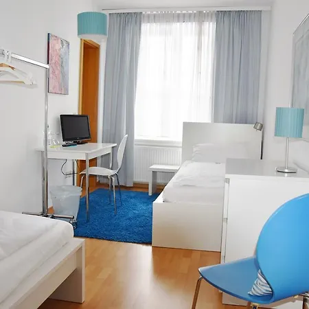 Zandoli Bed & Breakfast Kassel