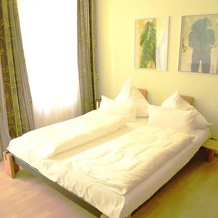 Zandoli Bed & Breakfast *